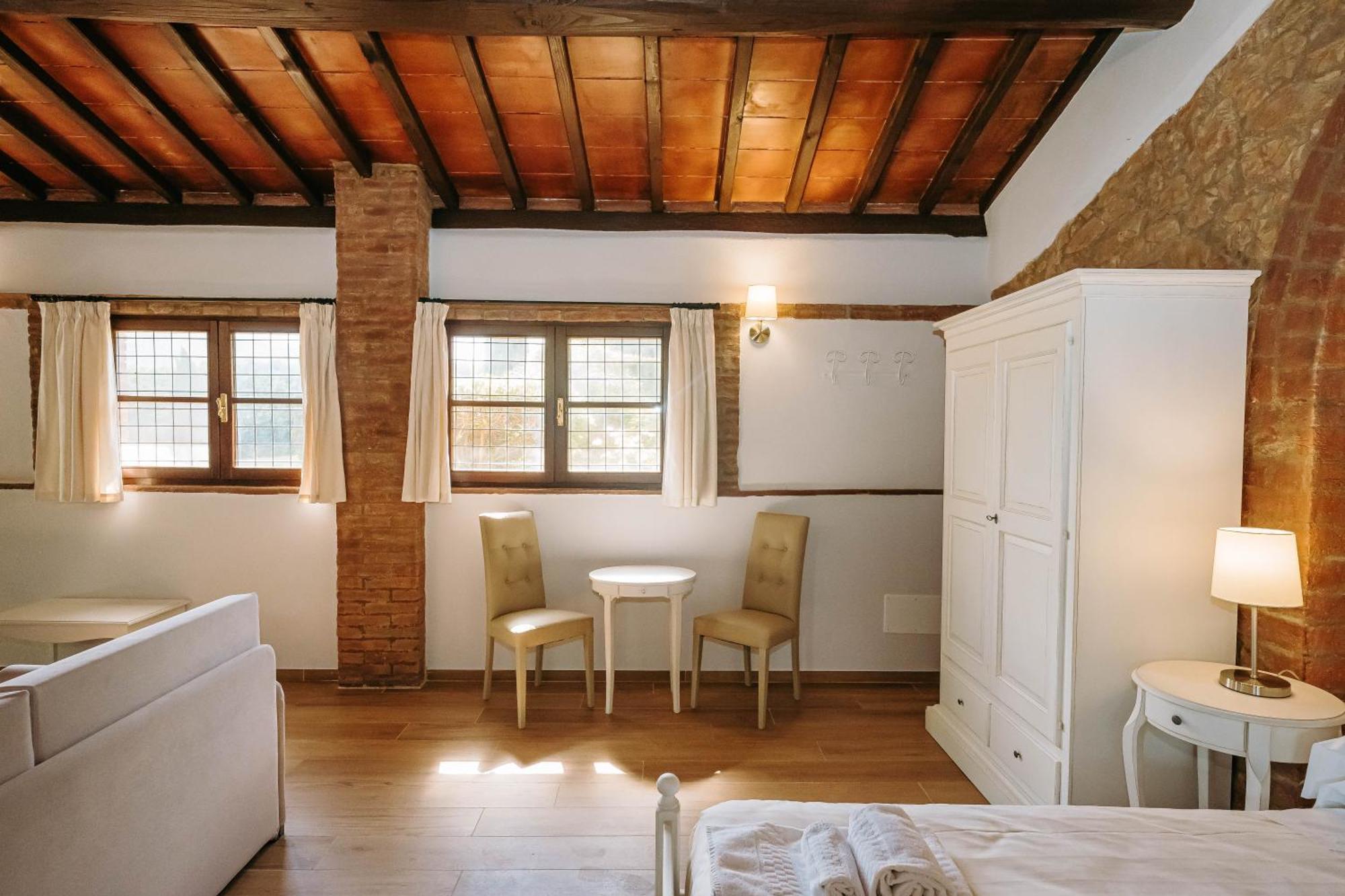 Borgo Il Poggiaccio Residenza D'Epoca Guest House Sovicille Exterior photo