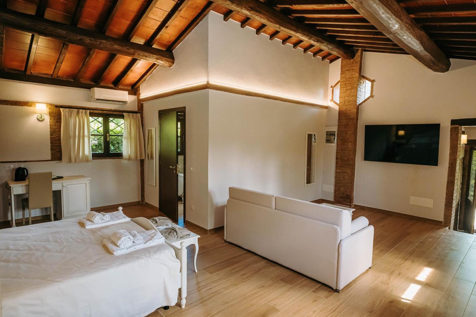 Borgo Il Poggiaccio Residenza D'Epoca Guest House Sovicille Exterior photo